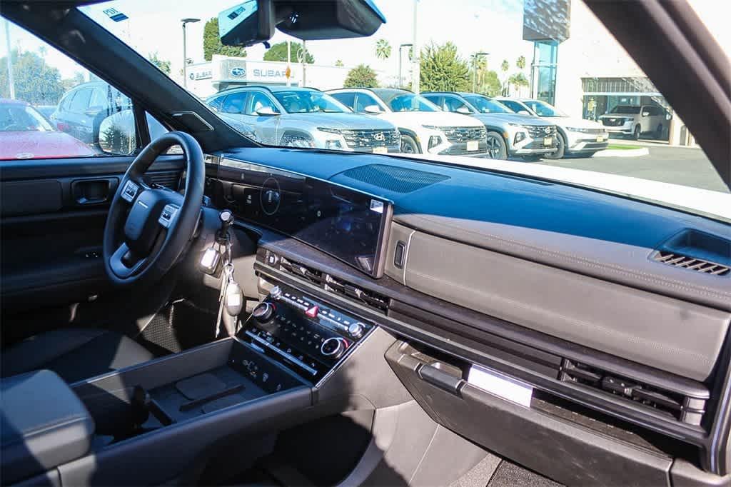 Thumbnail: 2025 Hyundai Santa Fe - 18