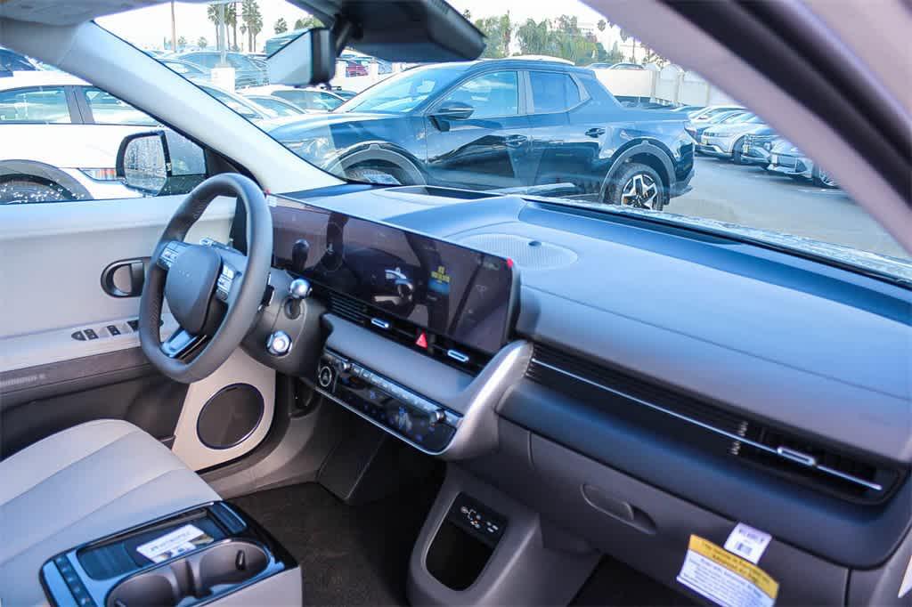 Thumbnail: 2026 Hyundai Ioniq 5 - 21