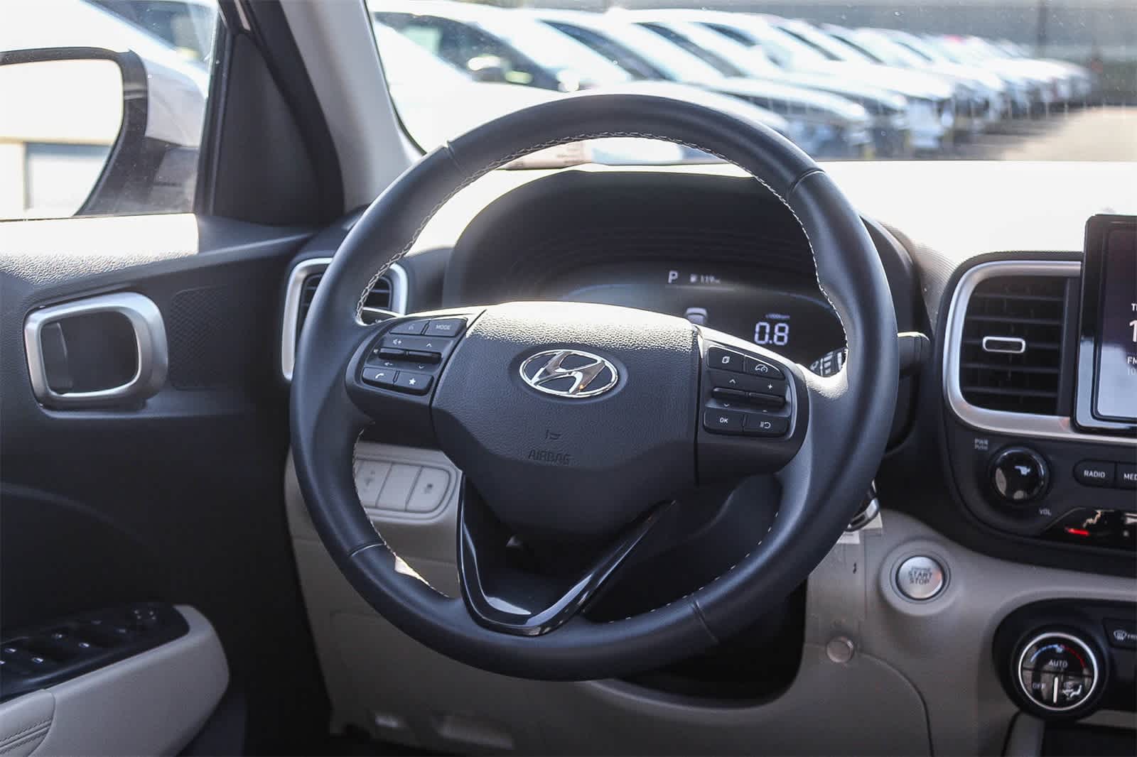 Thumbnail: 2023 Hyundai Venue - 19