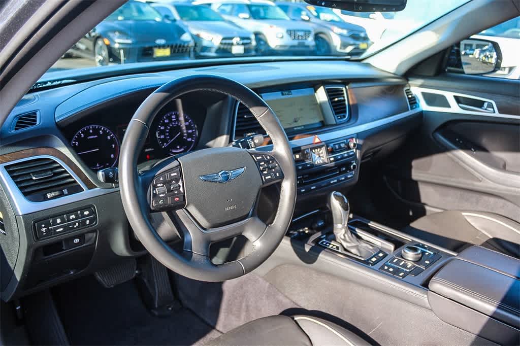 Thumbnail: 2017 Genesis G80 - 17