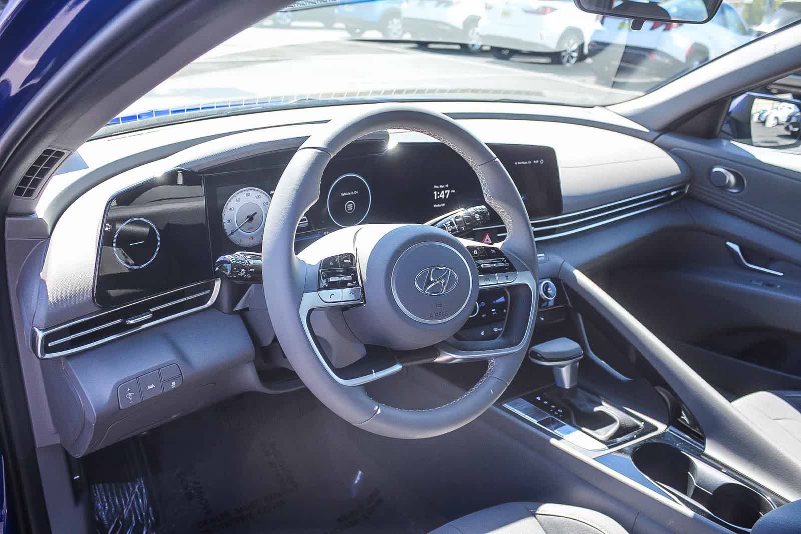 Thumbnail: 2023 Hyundai Elantra - 22