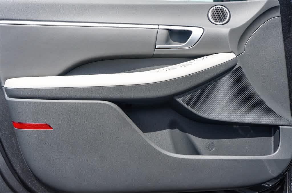 Thumbnail: 2025 Hyundai Sonata - 23