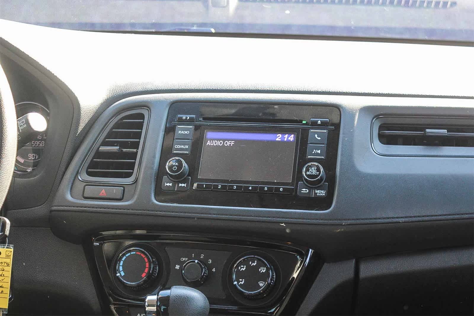 Thumbnail: 2016 Honda HR-V - 17