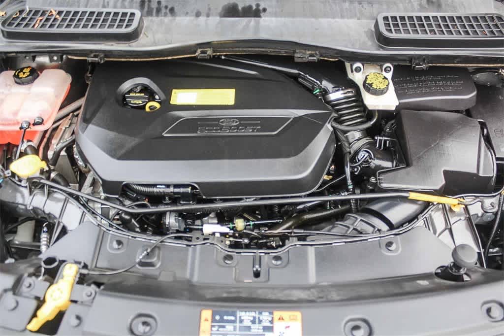 Thumbnail: 2015 Ford Escape - 32