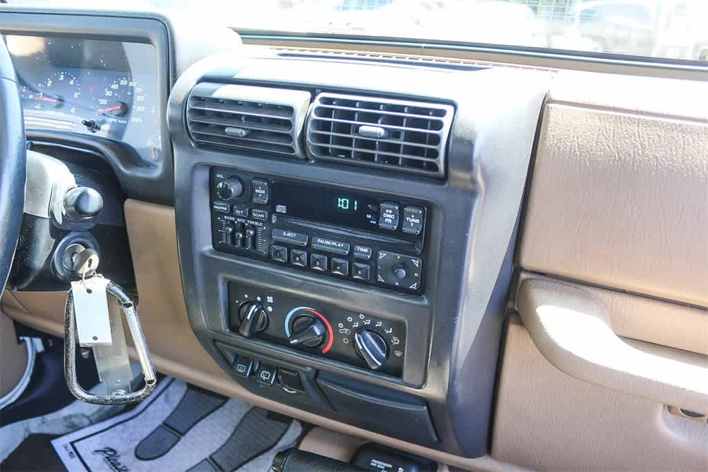 Thumbnail: 2002 Jeep Wrangler - 12