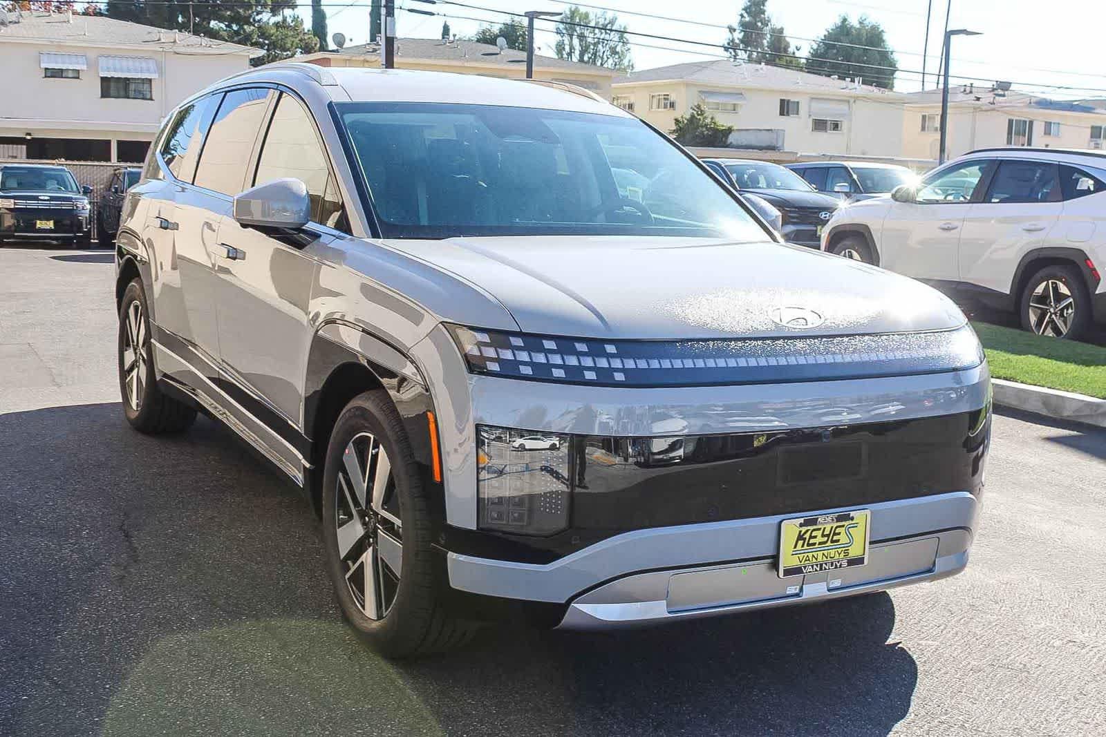 Thumbnail: 2026 Hyundai Ioniq - 3