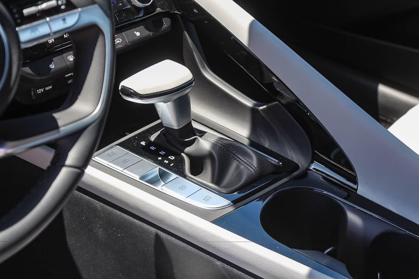 Thumbnail: 2026 Hyundai Elantra - 26