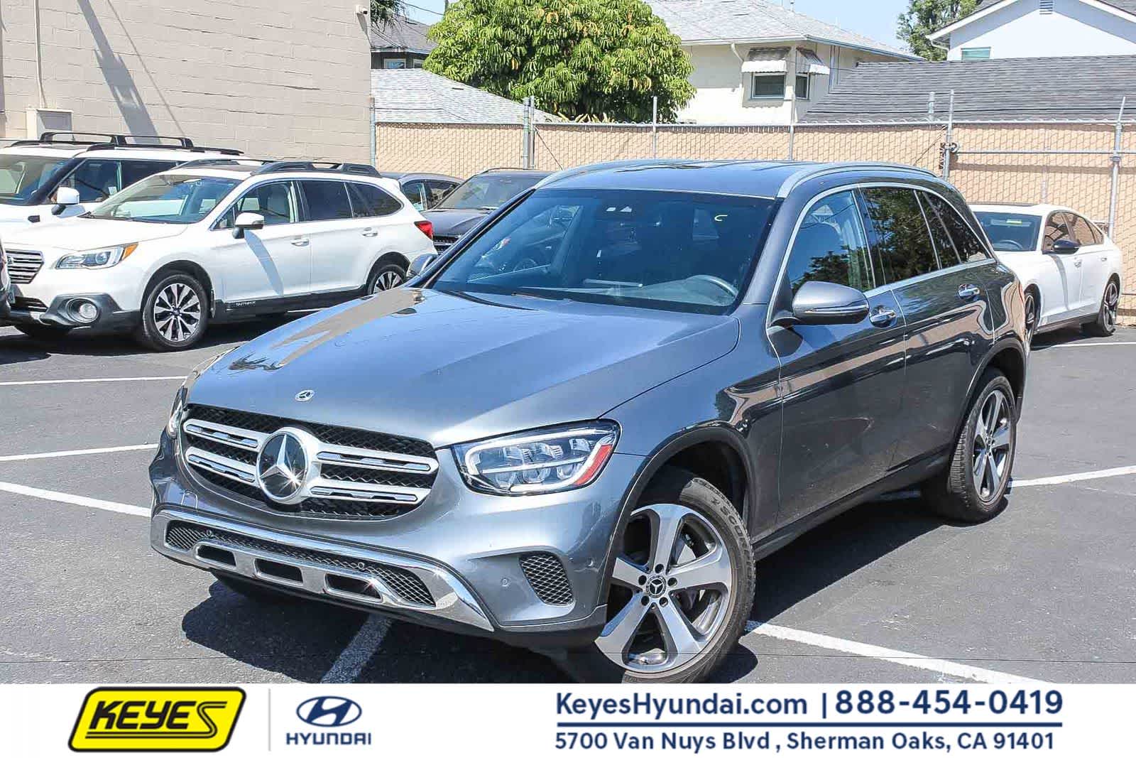 2022 Mercedes-Benz GLC GLC 300's photo