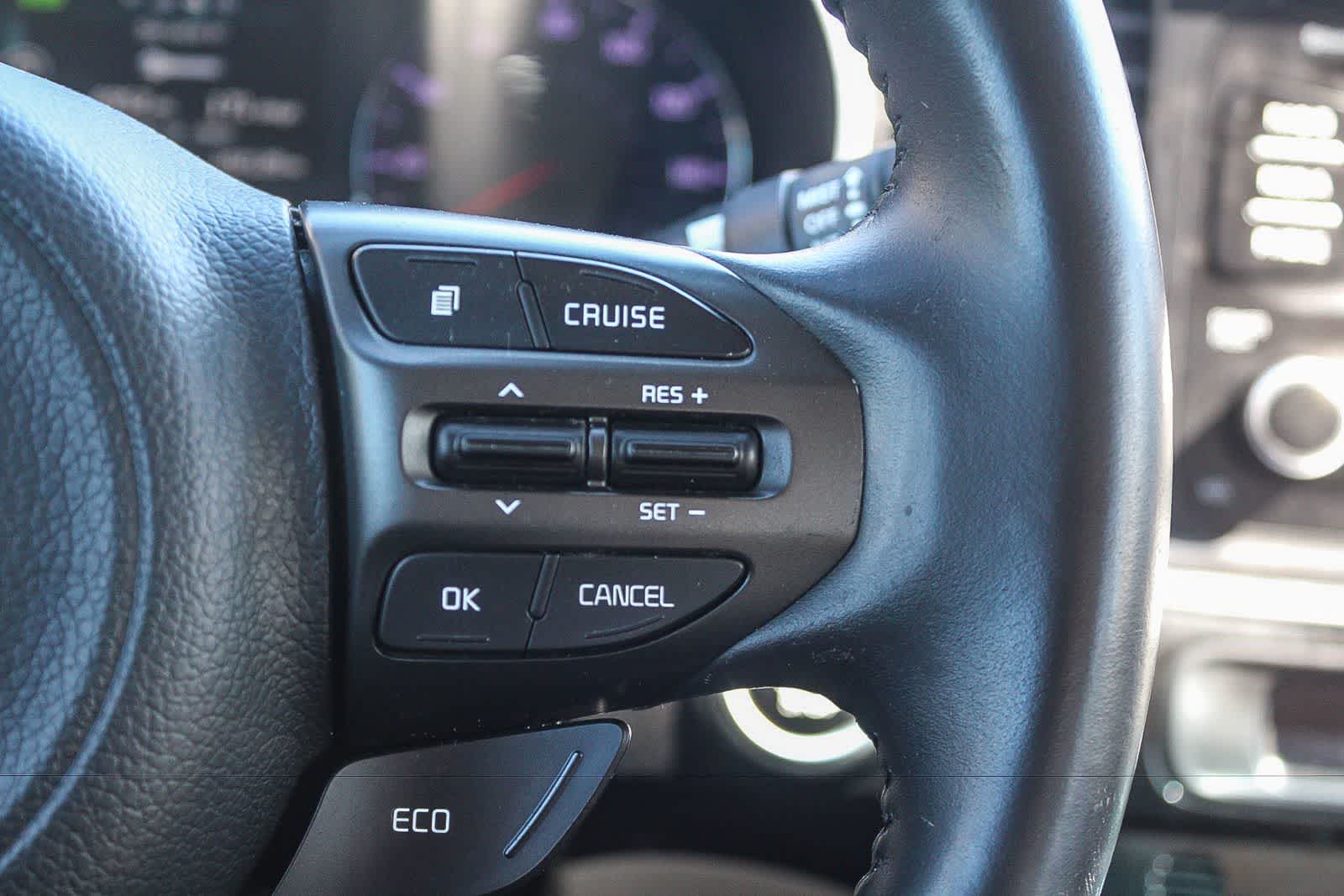 Thumbnail: 2015 Kia Optima - 31