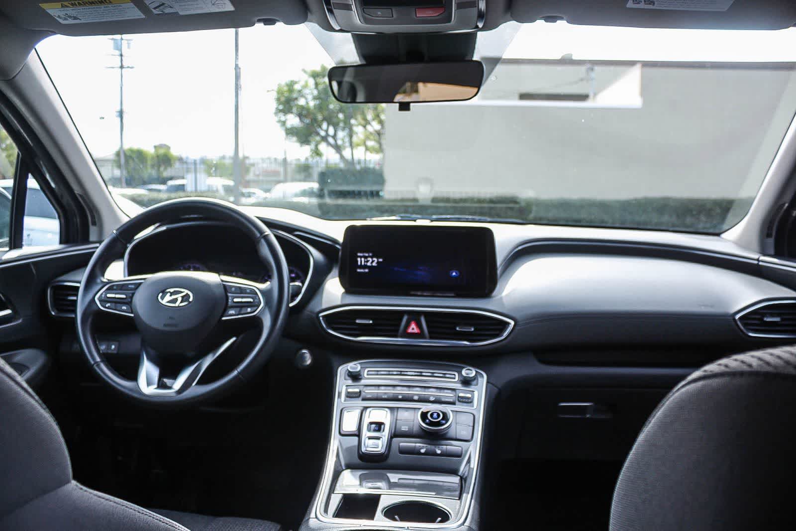 Thumbnail: 2023 Hyundai Santa Fe - 18