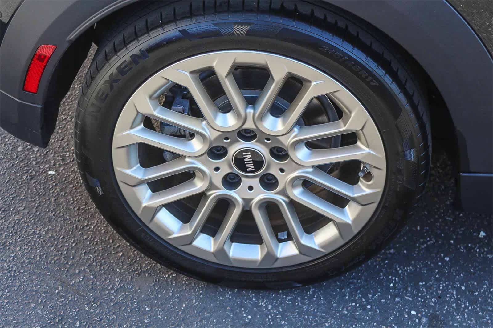 Thumbnail: 2025 MINI Cooper Hardtop - 11