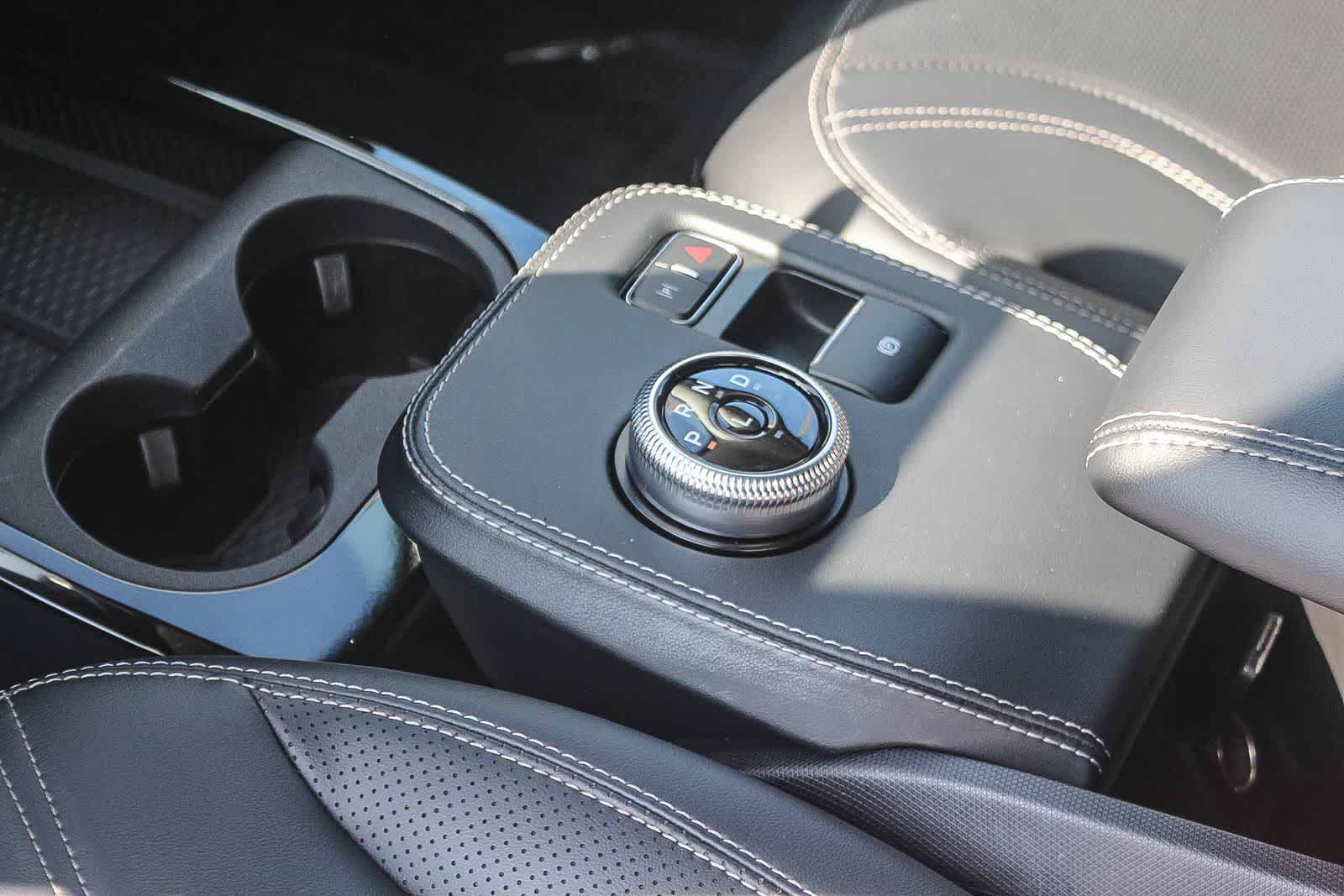 Thumbnail: 2021 Ford Mustang Mach-E - 24