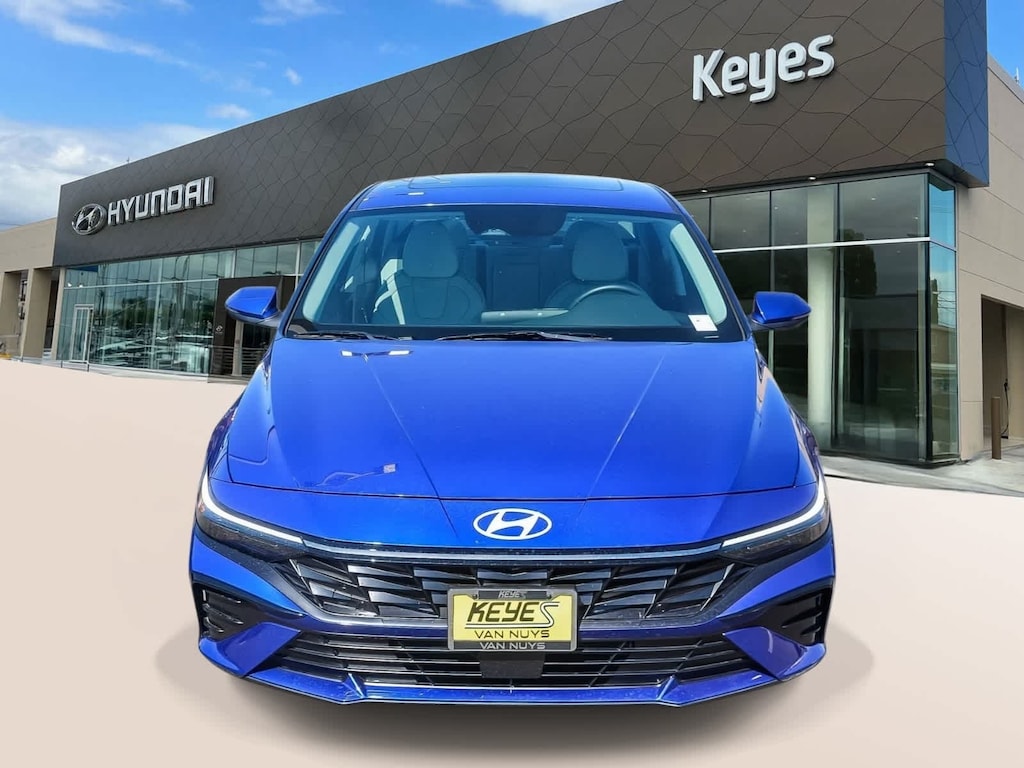 Certified 2025 Hyundai Elantra Limited Sedan