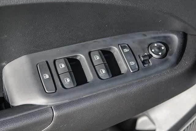 Thumbnail: 2025 Hyundai Venue - 20