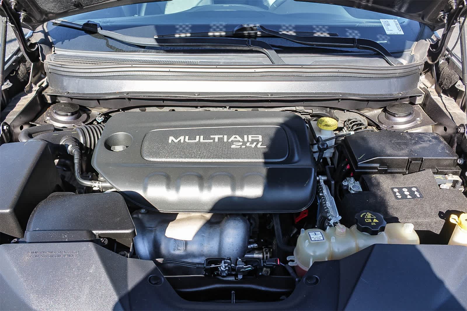 Thumbnail: 2019 Jeep Cherokee - 35