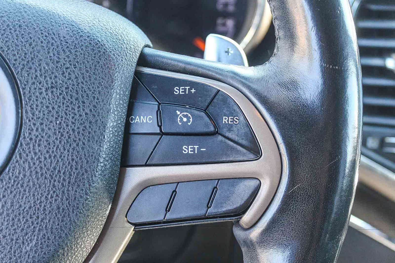 Thumbnail: 2014 Jeep Grand Cherokee - 30
