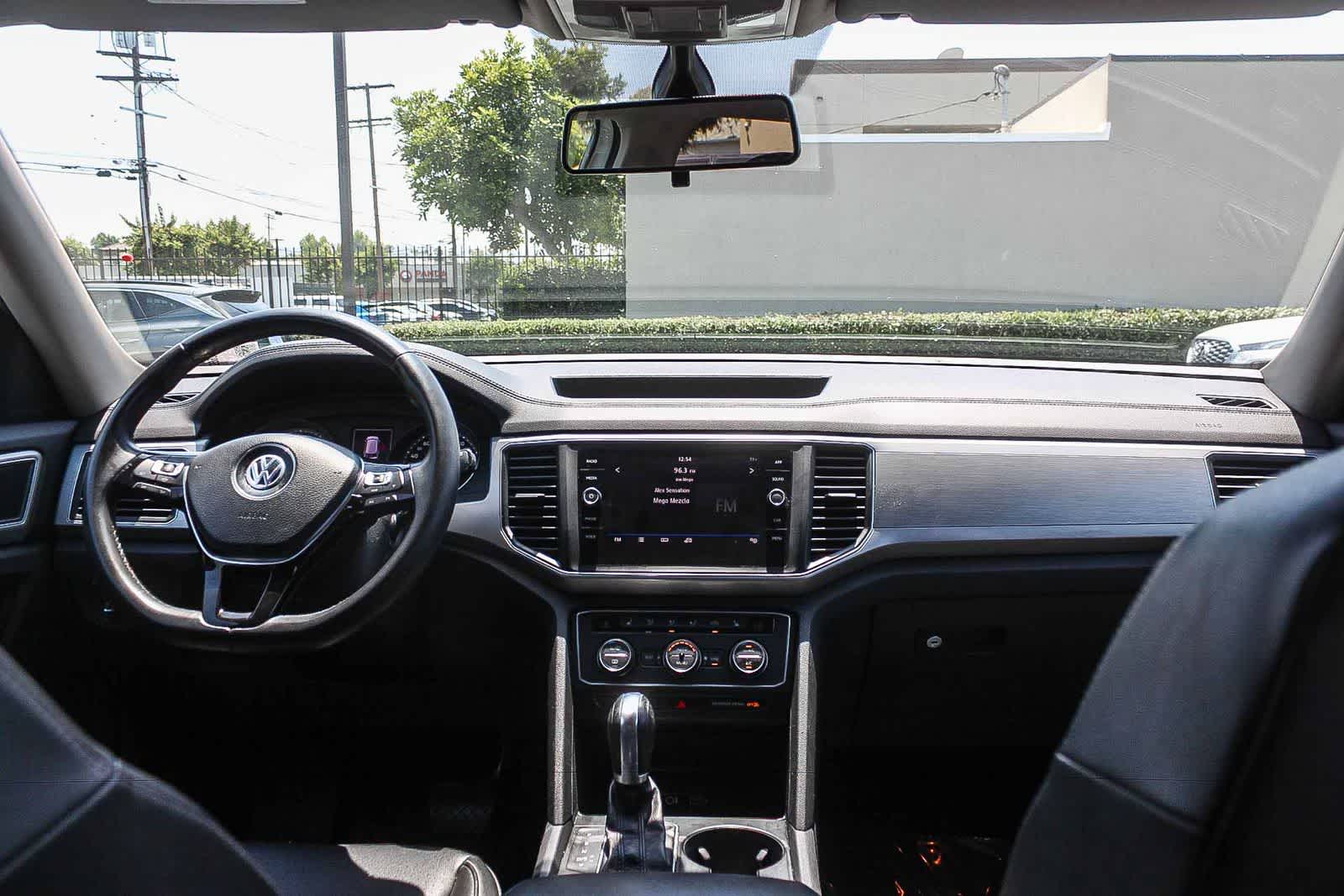 Thumbnail: 2019 Volkswagen Atlas - 17