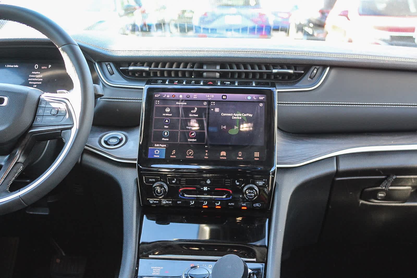 Thumbnail: 2023 Jeep Grand Cherokee - 19