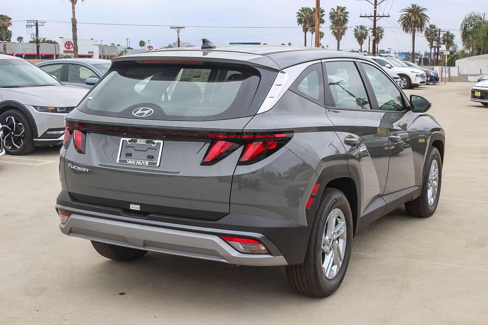 Thumbnail: 2026 Hyundai Tucson - 4