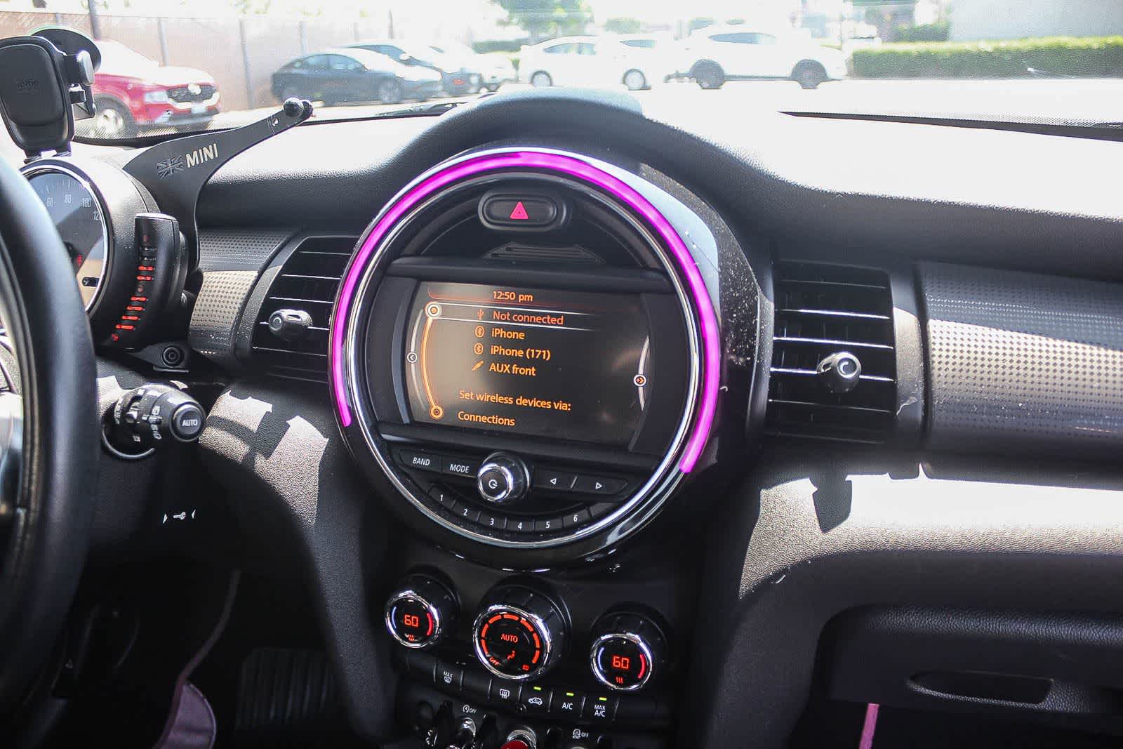 Thumbnail: 2017 MINI Cooper Hardtop - 17