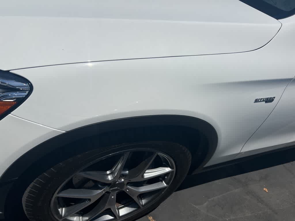Thumbnail: 2022 Mercedes-Benz GLC - 2