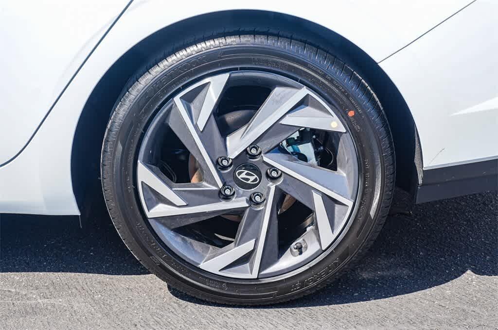 Thumbnail: 2025 Hyundai Elantra - 10