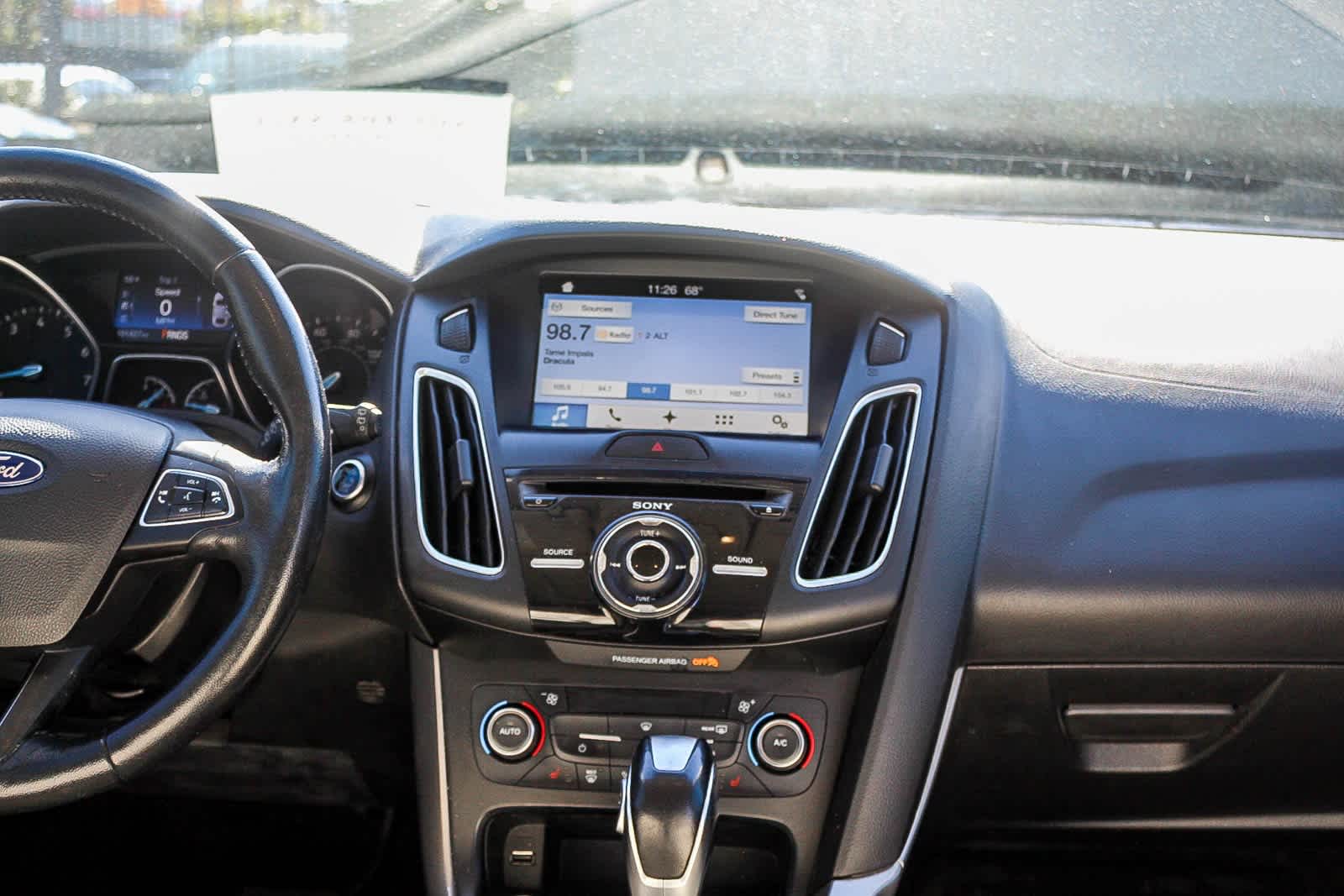 Thumbnail: 2017 Ford Focus - 19