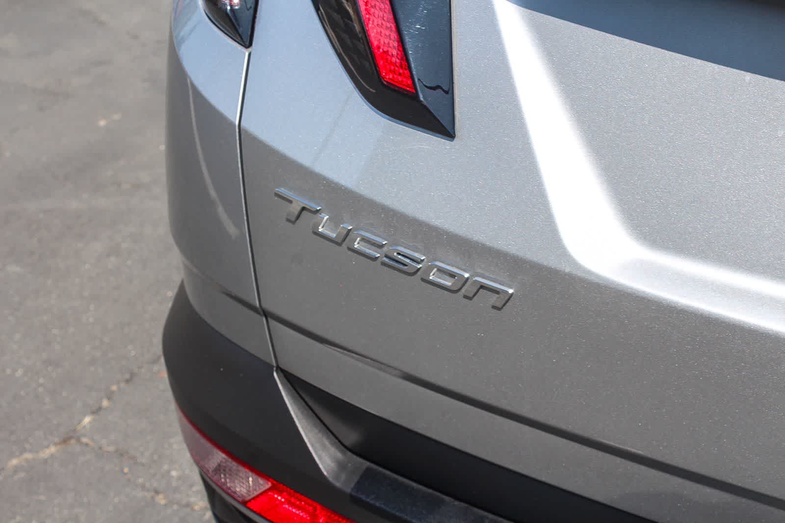 Thumbnail: 2023 Hyundai Tucson - 8