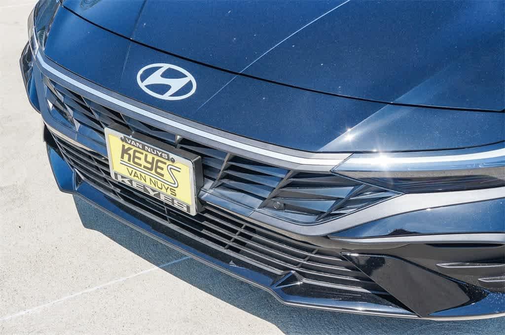 Thumbnail: 2025 Hyundai Elantra - 9