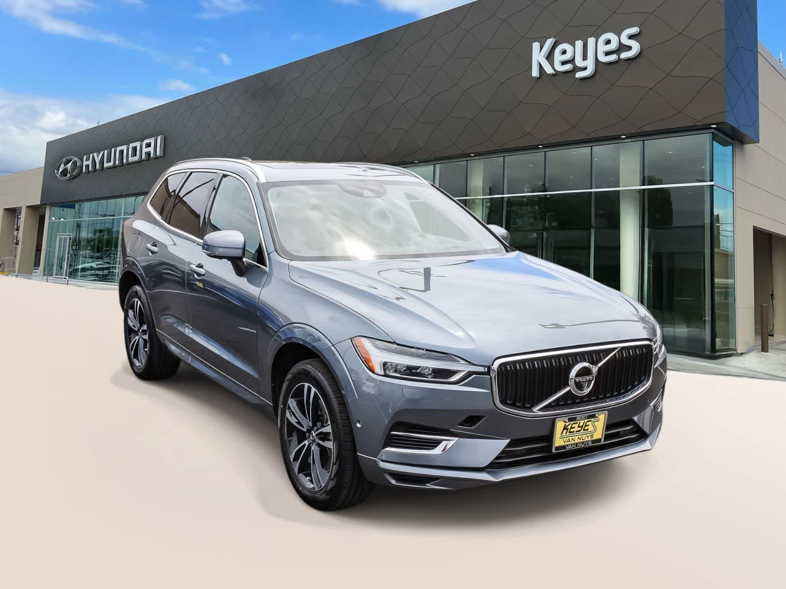Thumbnail: 2018 Volvo XC60 - 3