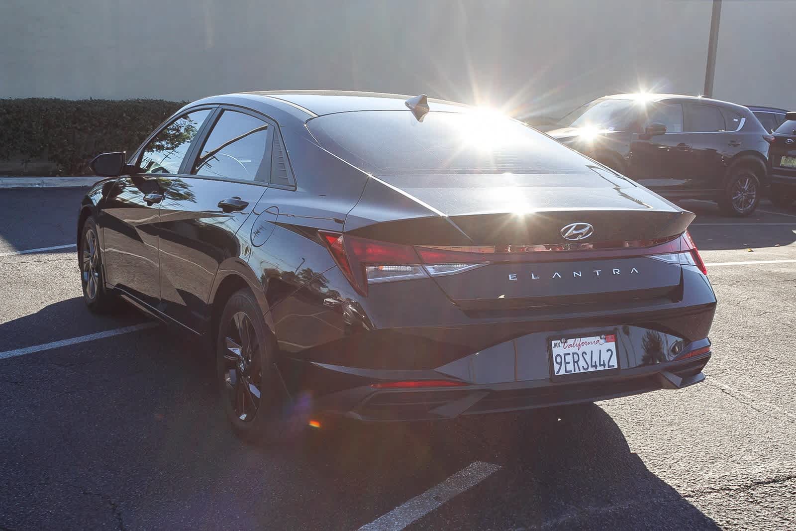 Thumbnail: 2023 Hyundai Elantra - 7