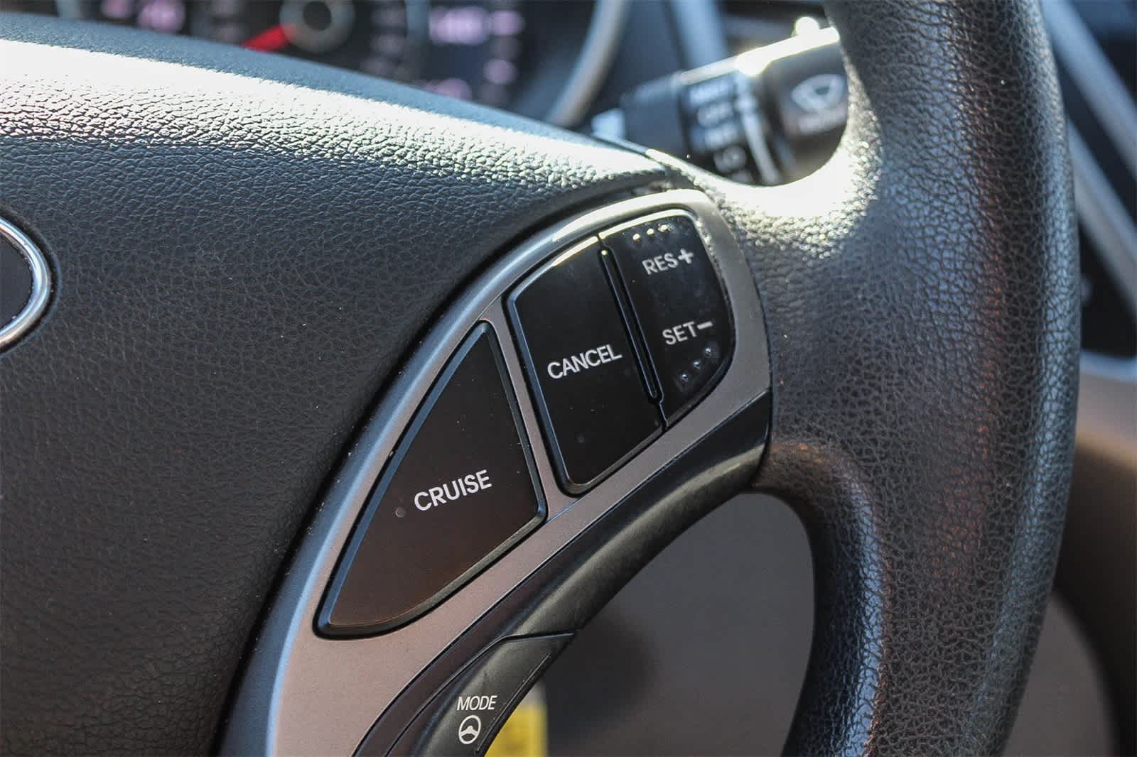 Thumbnail: 2014 Hyundai Elantra - 31