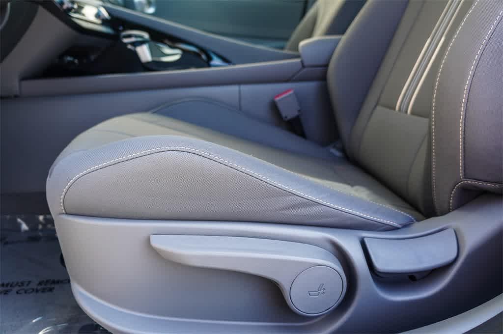 Thumbnail: 2025 Hyundai Elantra - 22