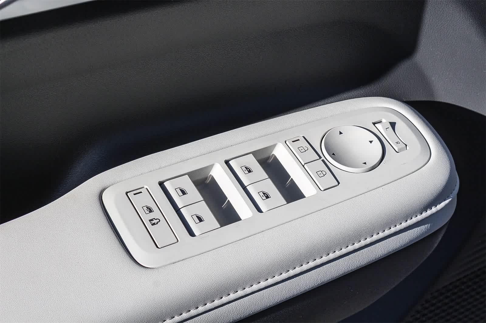 Thumbnail: 2026 Hyundai Santa Fe - 27