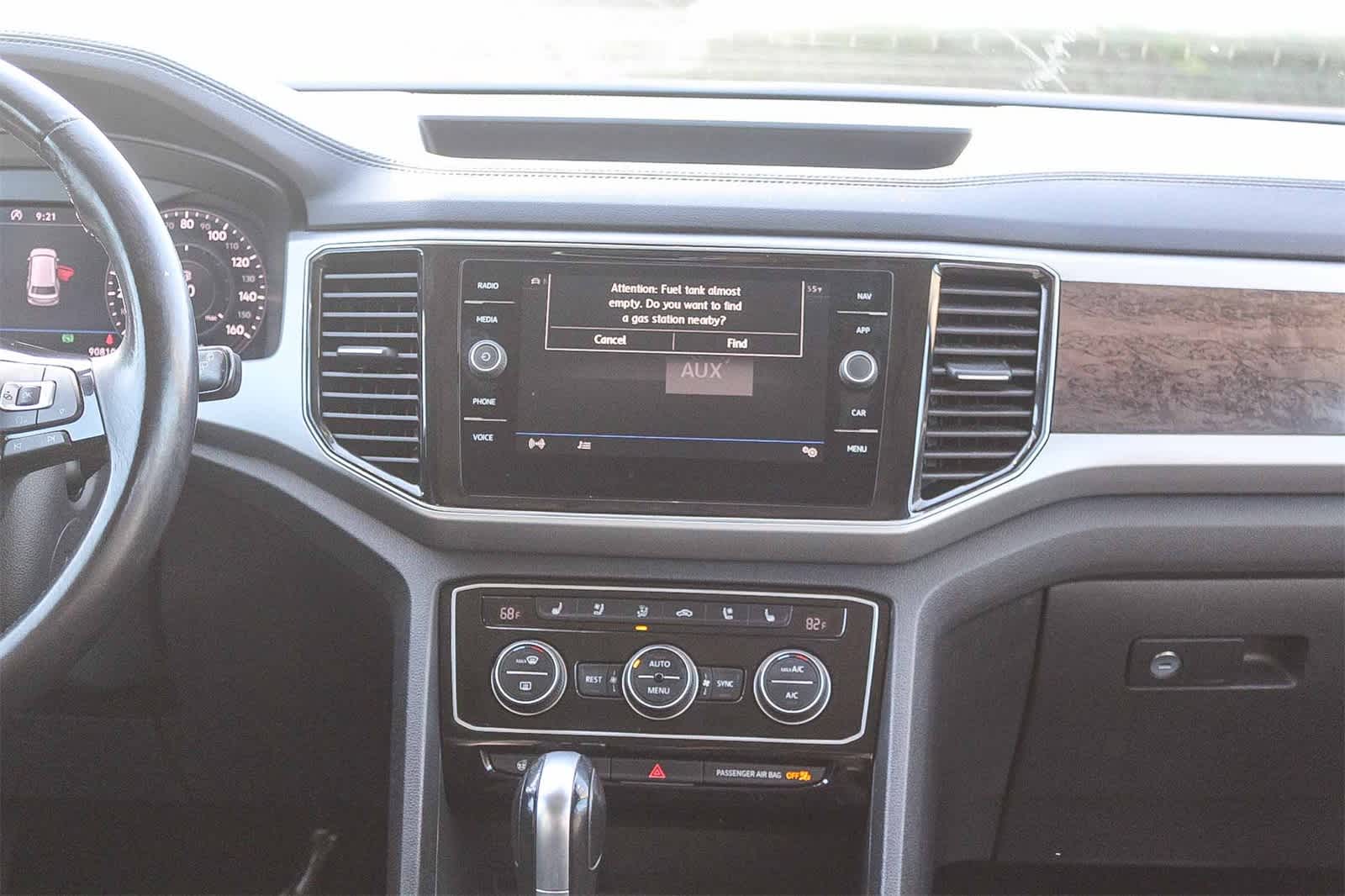 Thumbnail: 2018 Volkswagen Atlas - 17