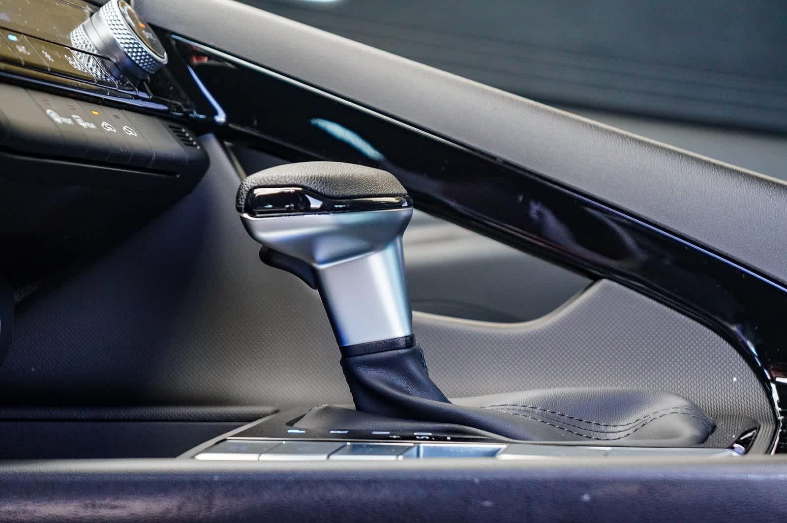 Thumbnail: 2025 Hyundai Elantra - 24