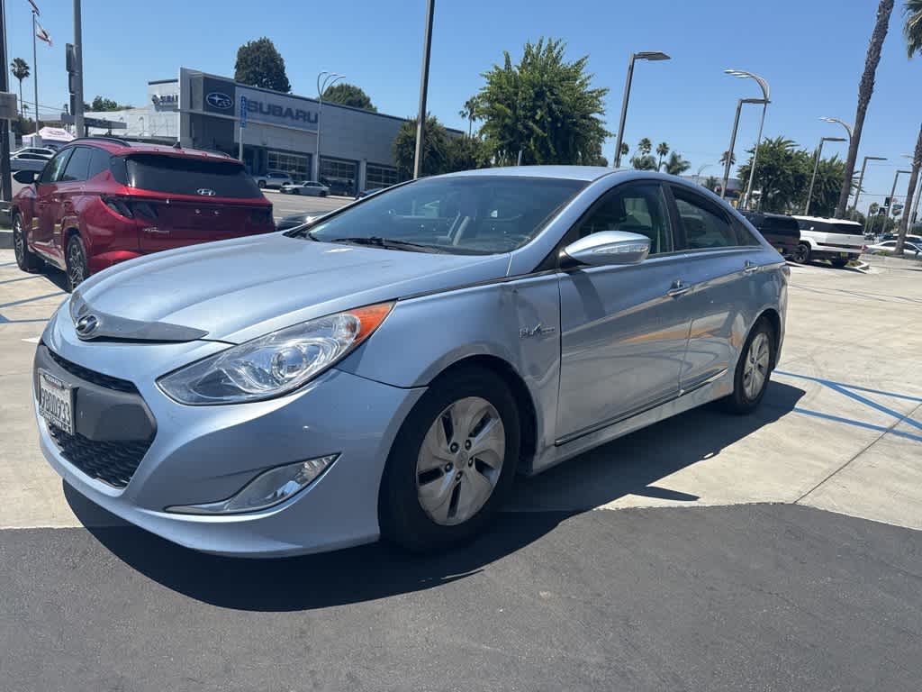 2015 Hyundai Sonata Base -
                  Van Nuys, CA