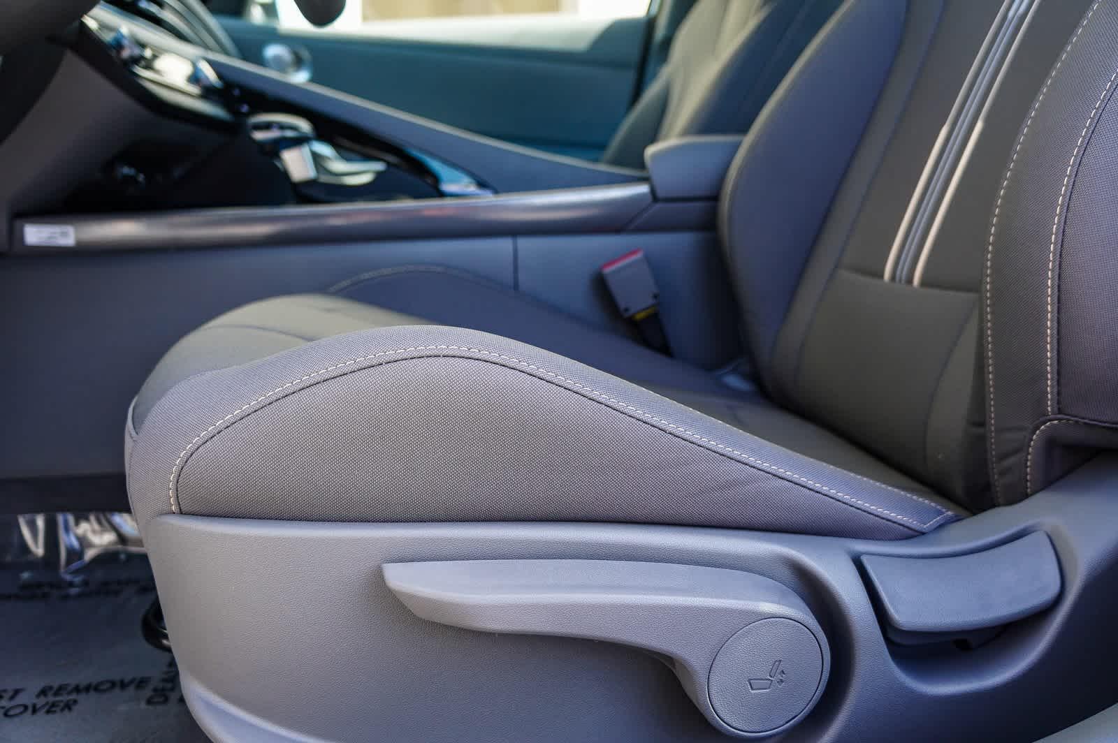 Thumbnail: 2025 Hyundai Elantra - 26