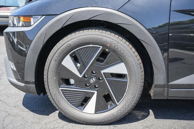 Thumbnail: 2025 Hyundai Ioniq 5 - 13