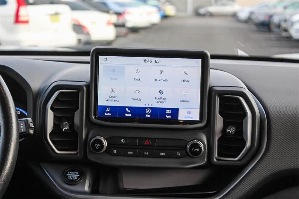 Thumbnail: 2022 Ford Bronco Sport - 14