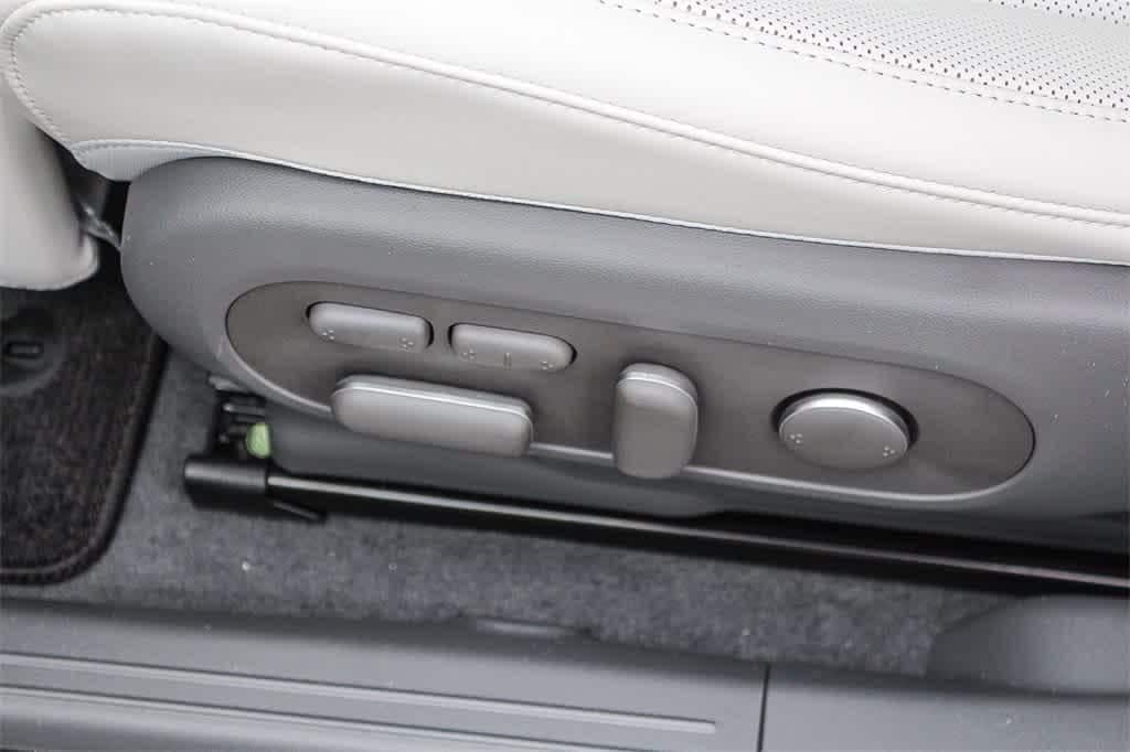 Thumbnail: 2026 Hyundai Ioniq 5 - 28