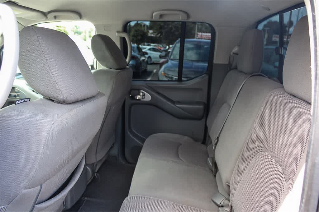Thumbnail: 2021 Nissan Frontier - 18