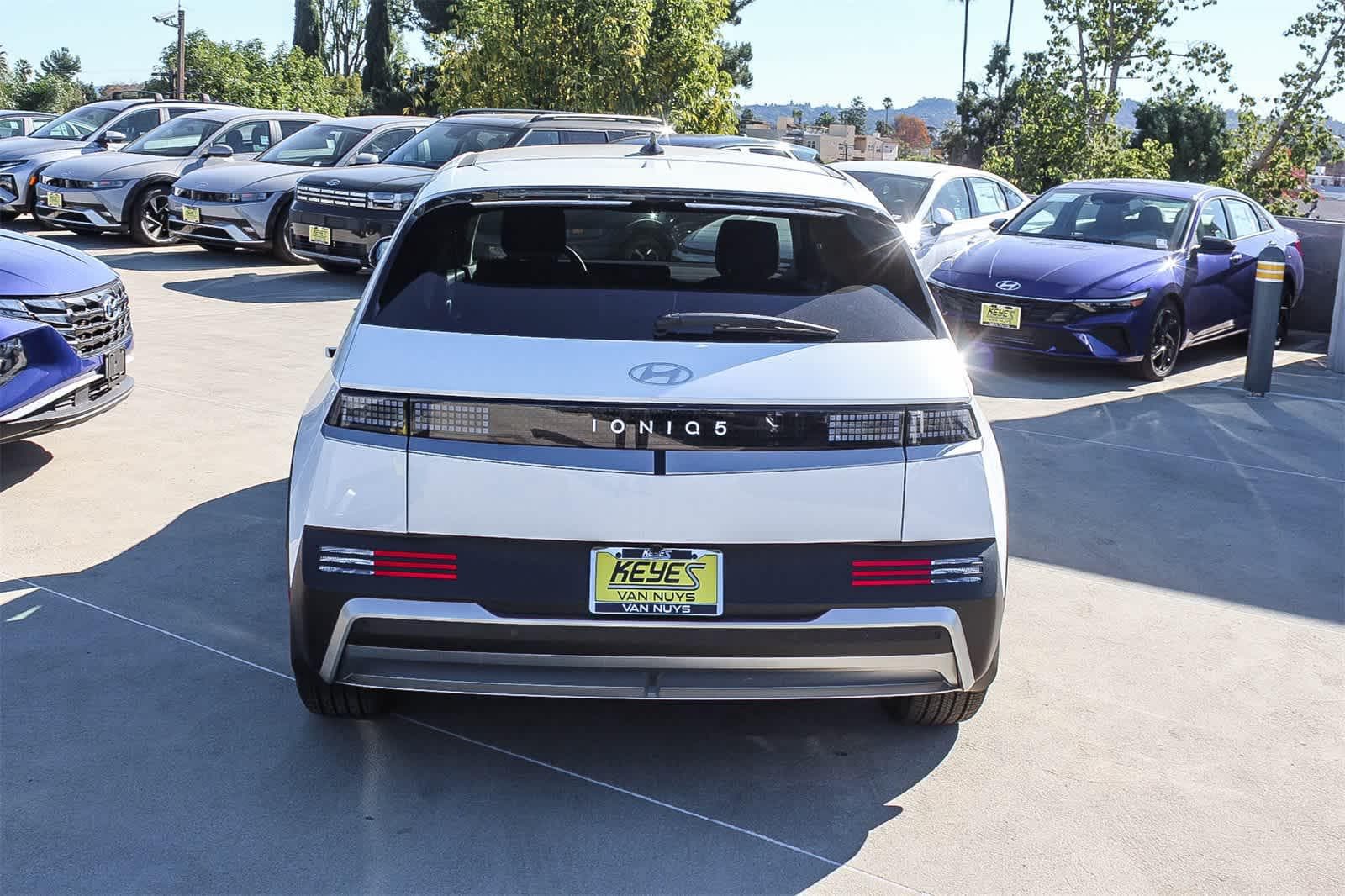 Thumbnail: 2026 Hyundai Ioniq 5 - 6