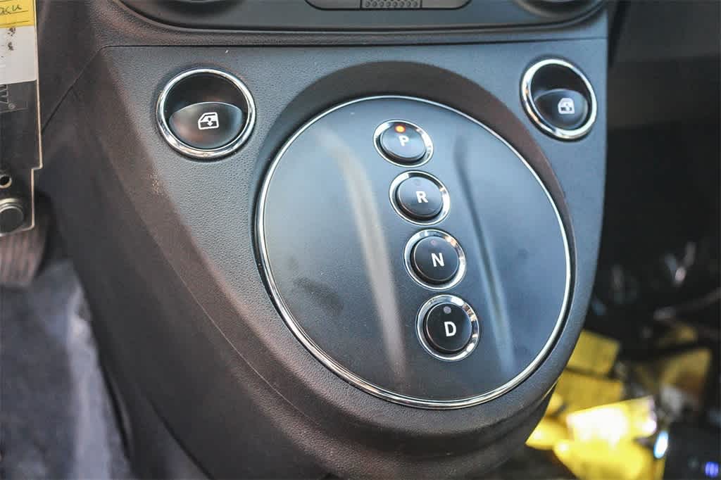 Thumbnail: 2019 Fiat 500e - 19