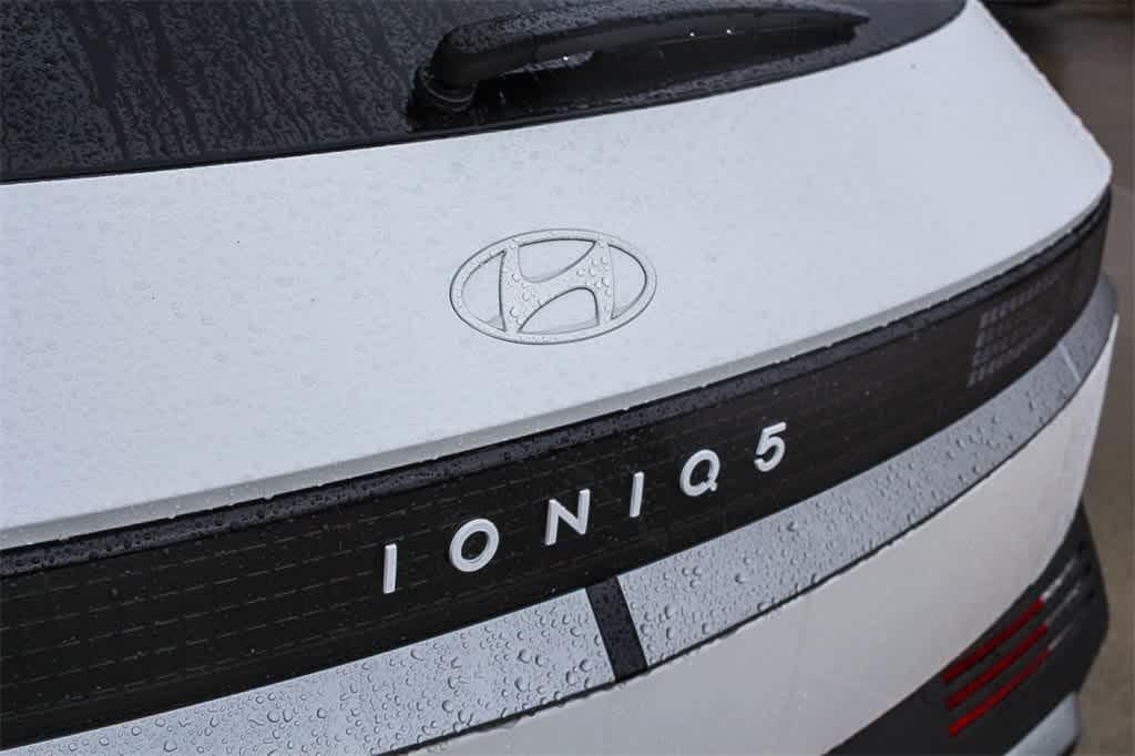Thumbnail: 2026 Hyundai Ioniq 5 - 14