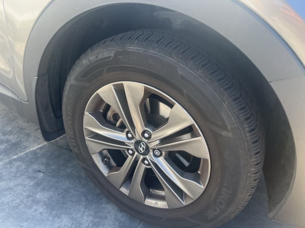 Thumbnail: 2014 Hyundai Santa Fe - 6