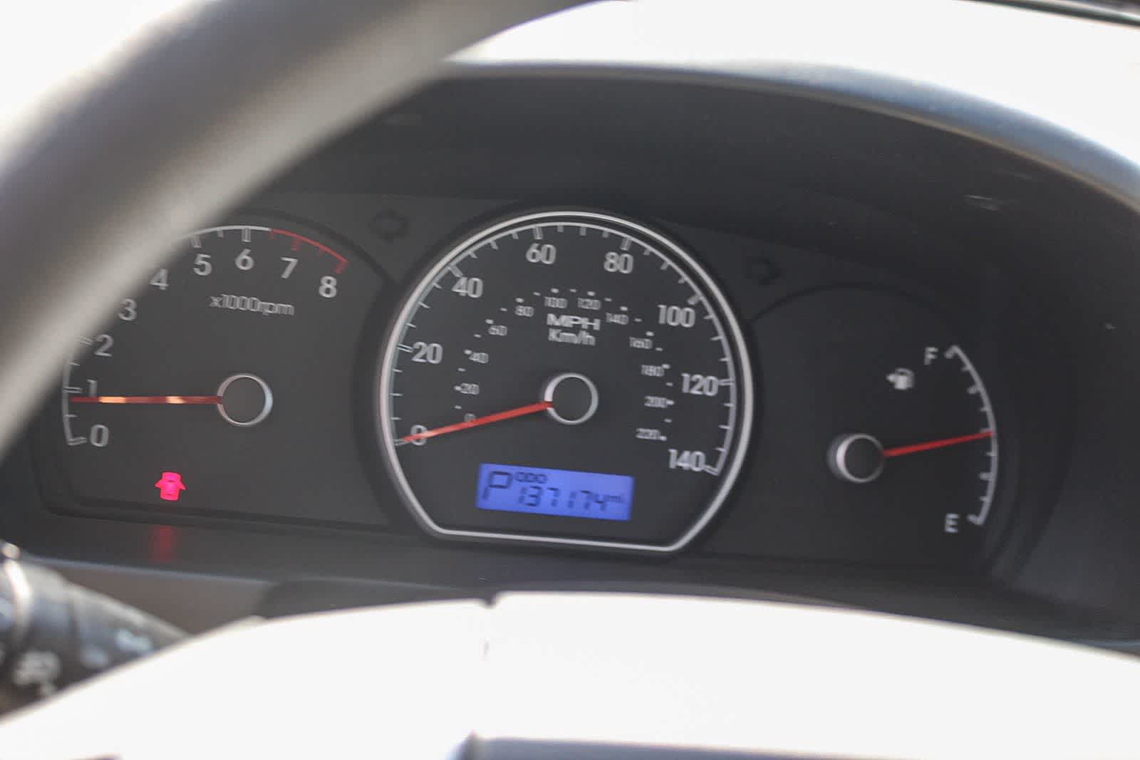 Thumbnail: 2010 Hyundai Elantra - 31