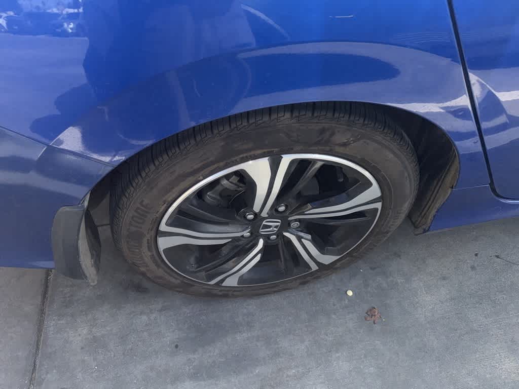 Thumbnail: 2016 Honda Civic - 13