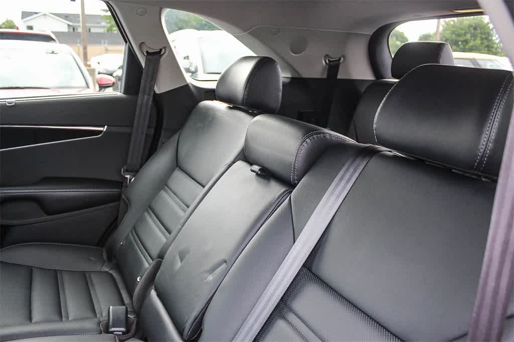 Thumbnail: 2019 Kia Sorento - 22