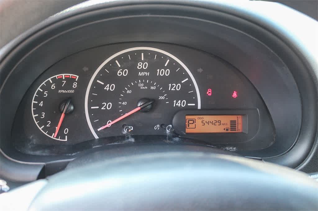 Thumbnail: 2015 Nissan Versa - 21